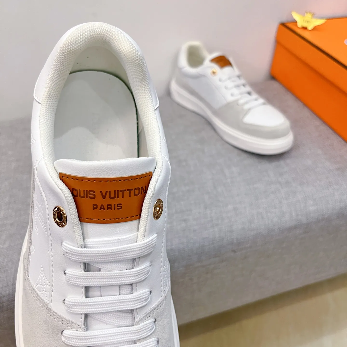Men's shoes 💰 420💰【LV】🔥Louis Vuitton, high-end men's shoes brand official website 1:1 latest masterpiece: the upper is made of Italian imported first-layer cowhide with a comfortable and breathable lining➕original non-slip and wear-resistant outsole🔥, making walking more convenient and comfortable! An exclusive new model, a stunning work, a beautiful 1:1 replica [color] compared to the official quality! Create a fashionable personality to set off your uniqueness! A must-have for trendy men! Classic 🔥Size: 38-44 Color: 🔥 2⃣️colors available🔥.
